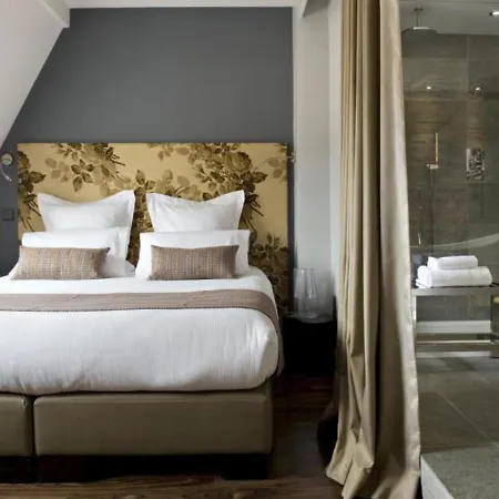 Rohan, Centre Cathédrale Hotel 4*