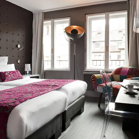 Le Rohan, Centre Cathedrale Hotell 4*
